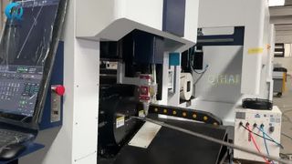 Horizontally mounted tube laser cutting machine with head removing